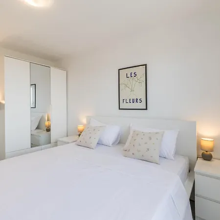 아파트 Split Beach Apartment 스플리트