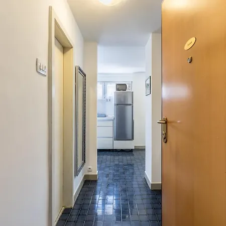 아파트 Split Beach Apartment *